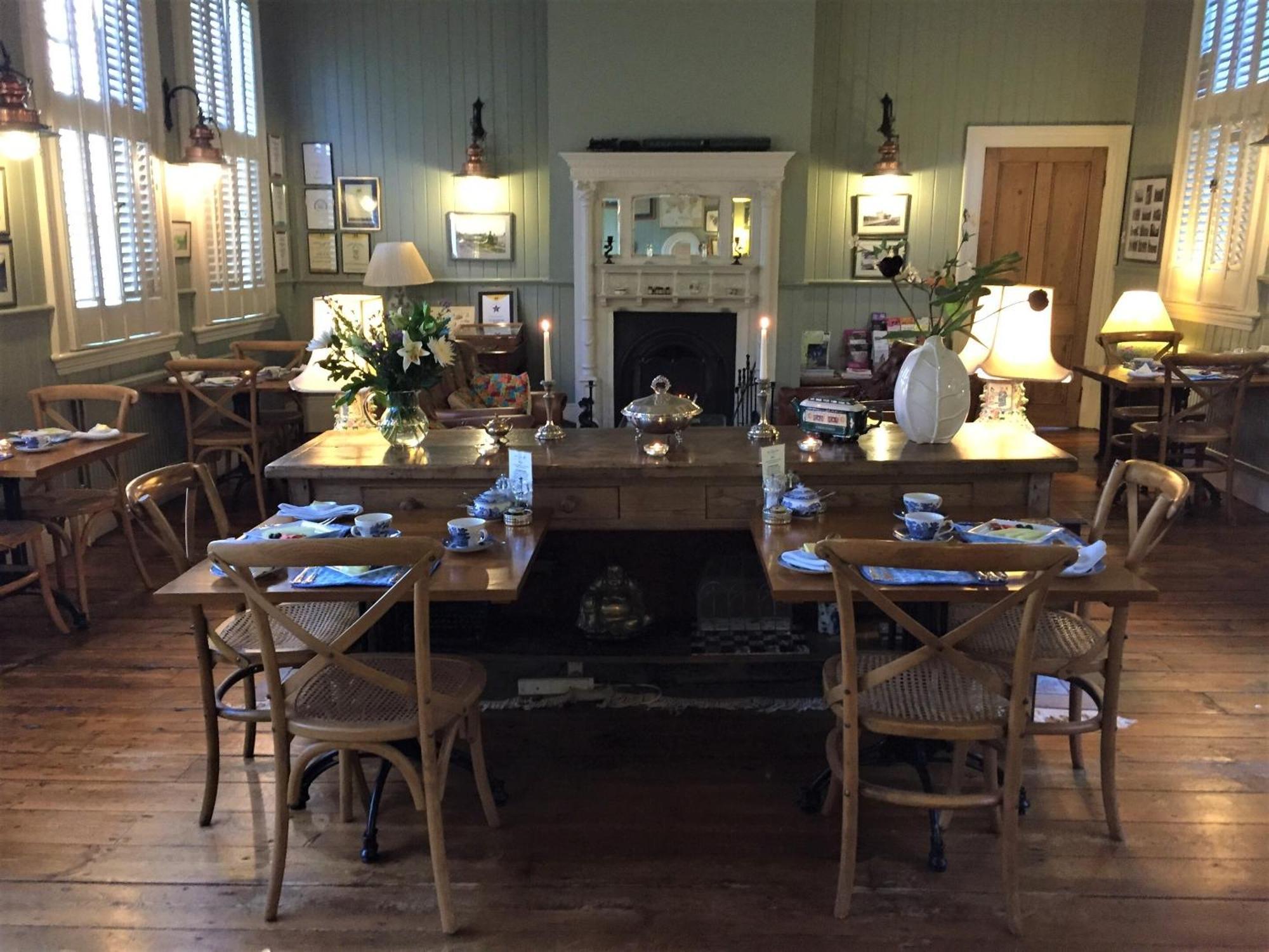 The Old Railway Station 4*